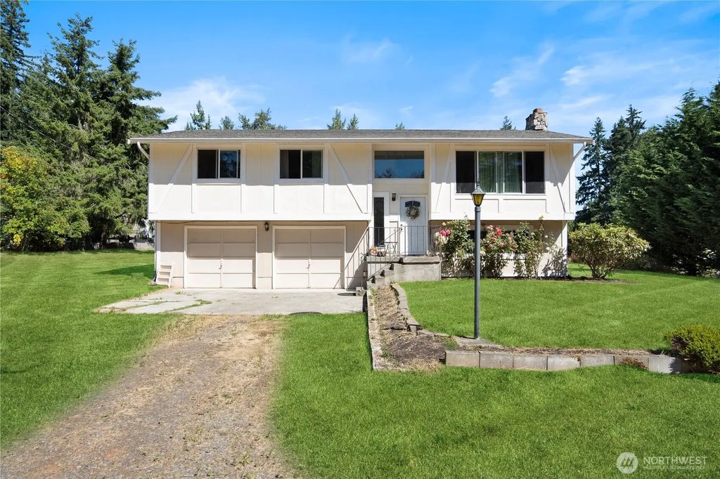 9721 194th Street E, Graham