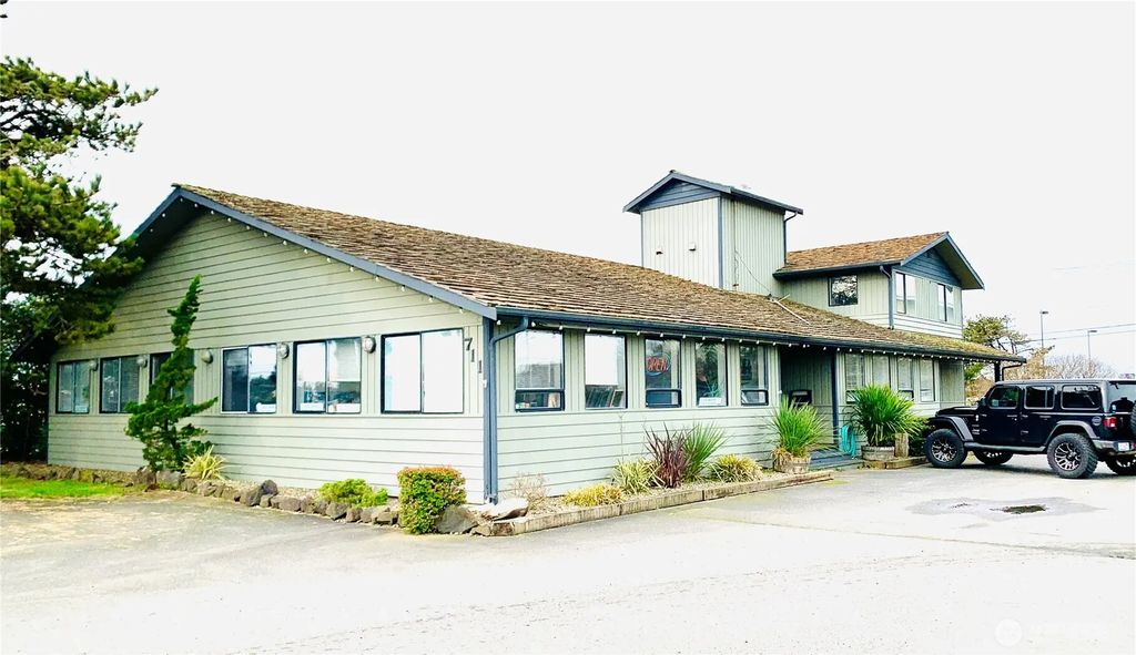 711 Point Brown Avenue Nw, Ocean Shores