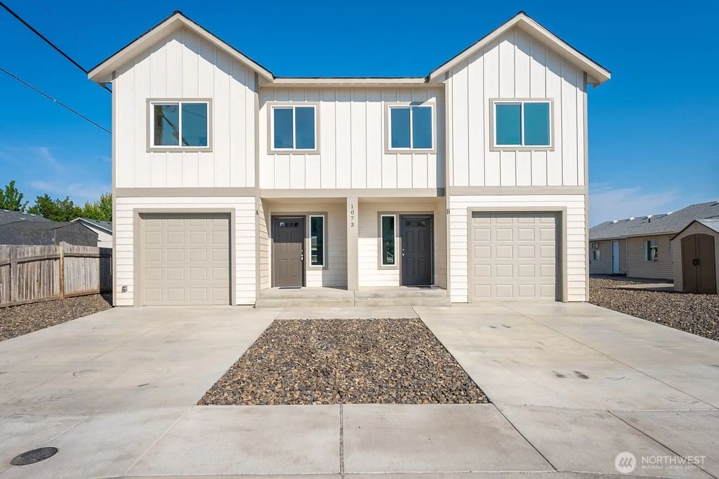 1073 S Grand Drive, Moses Lake