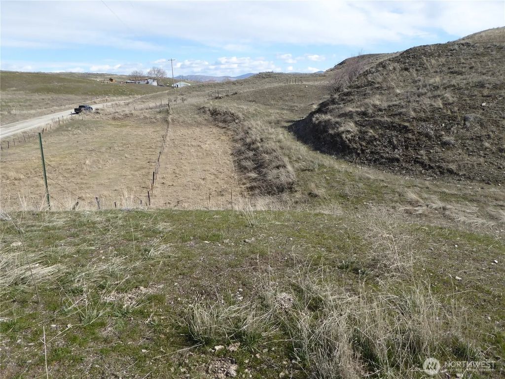 170 Henry Road, Tonasket