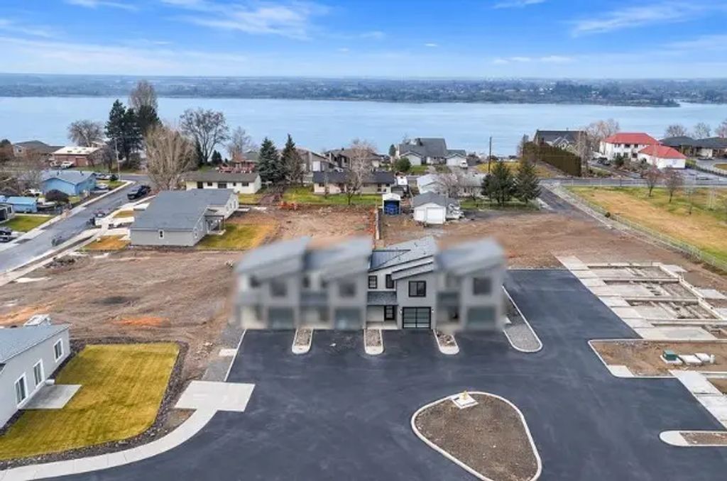 601 Dorsing Street D22, Moses Lake