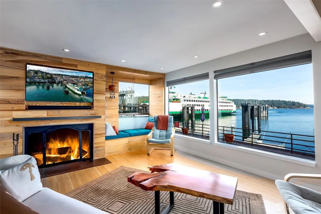 200 East St D107, Friday Harbor