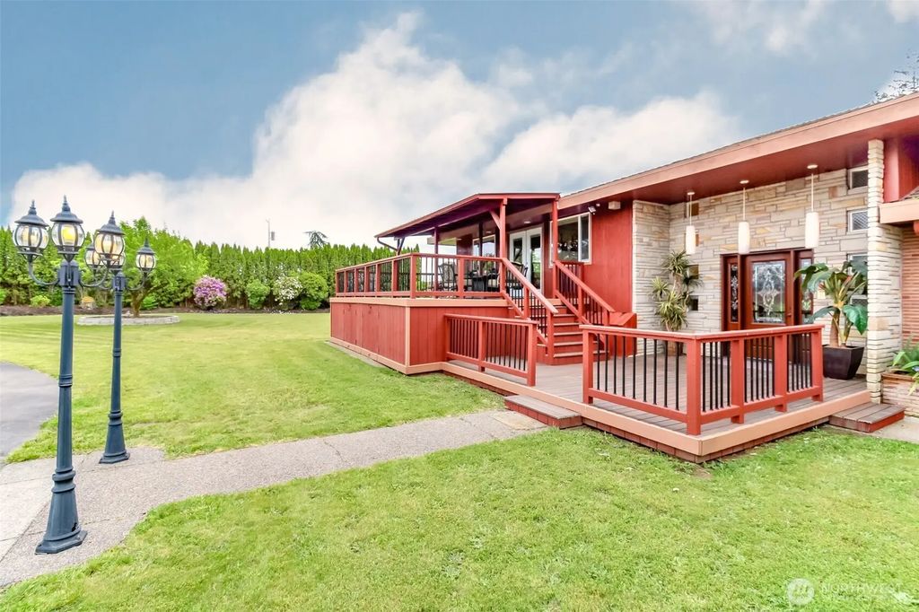 36510 Mountain Highway E, Eatonville