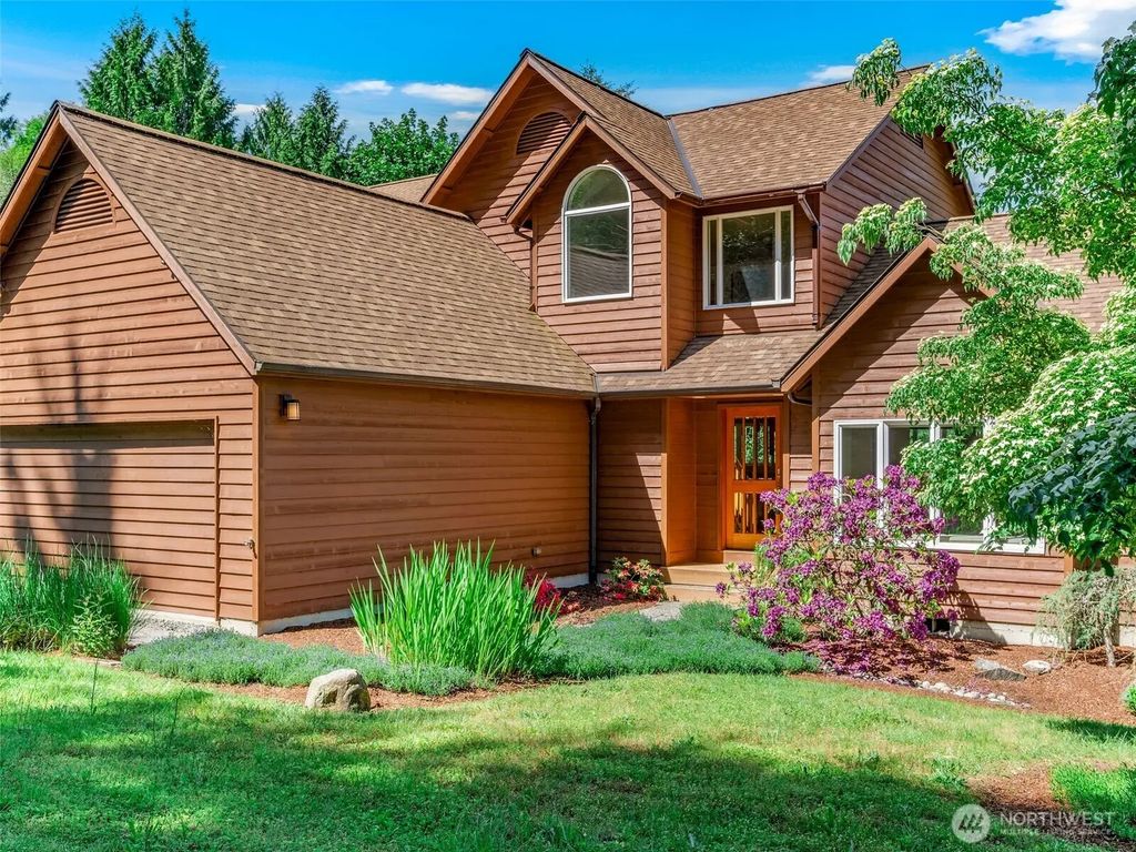 27201 State Highway 3 Ne, Poulsbo