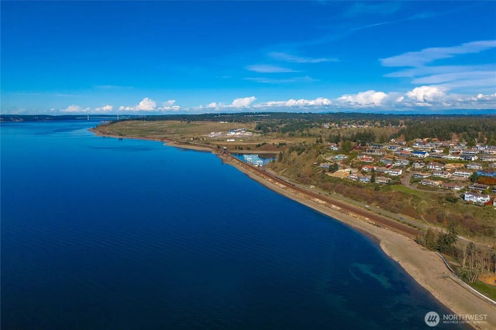 38 Puget Drive, Steilacoom
