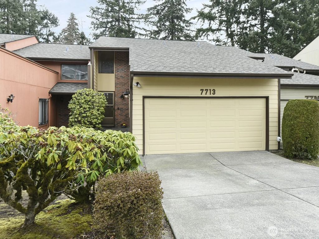 7713 Zircon Drive Sw, Lakewood