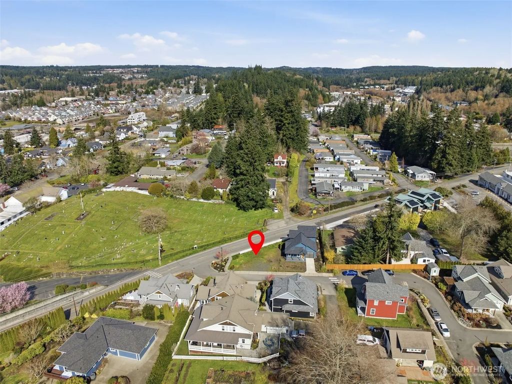 515 Antonson Lane Ne, Poulsbo