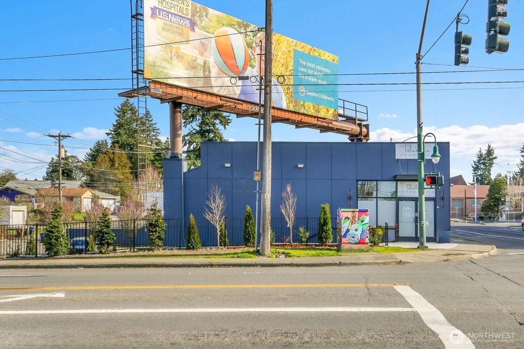 3519 6th Avenue, Tacoma