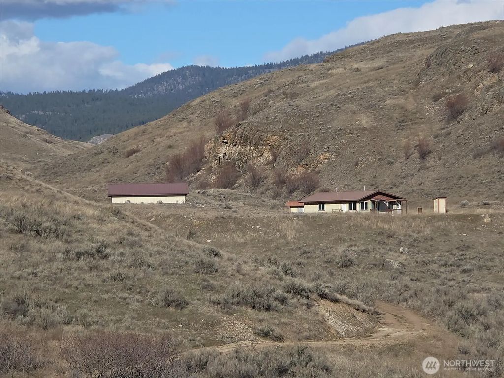 105 Emily Road, Oroville