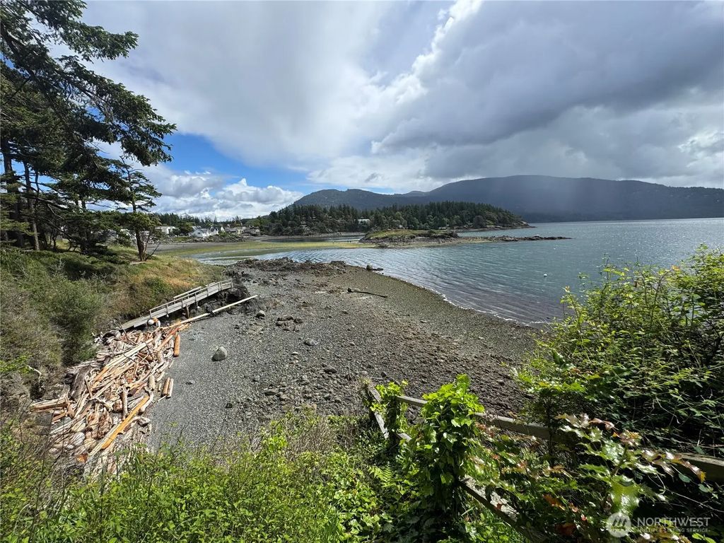69 Myer's, Orcas Island