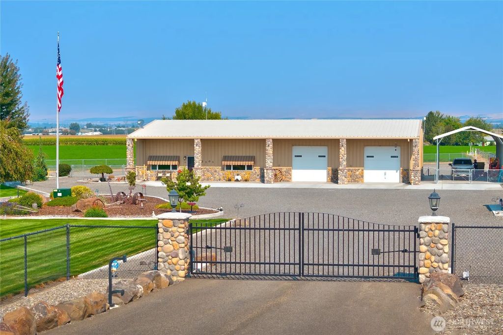 2101 Forsell Road, Grandview