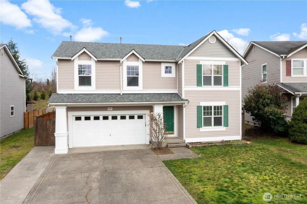 8213 209th Avenue Ct E, Bonney Lake