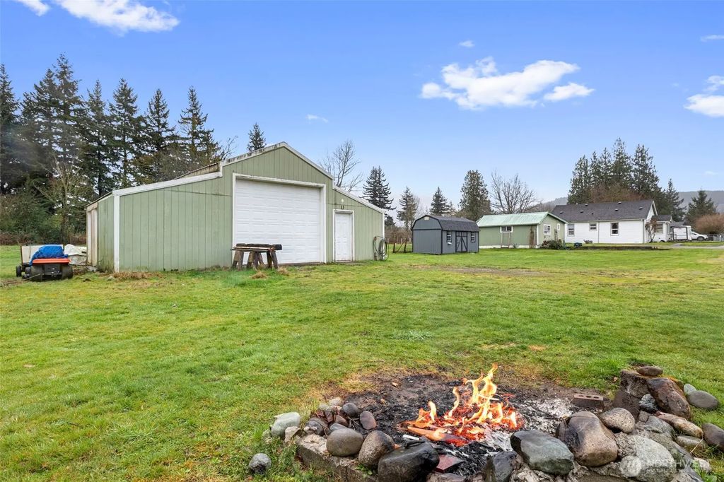 9715 Thurston Lane, Sedro Woolley