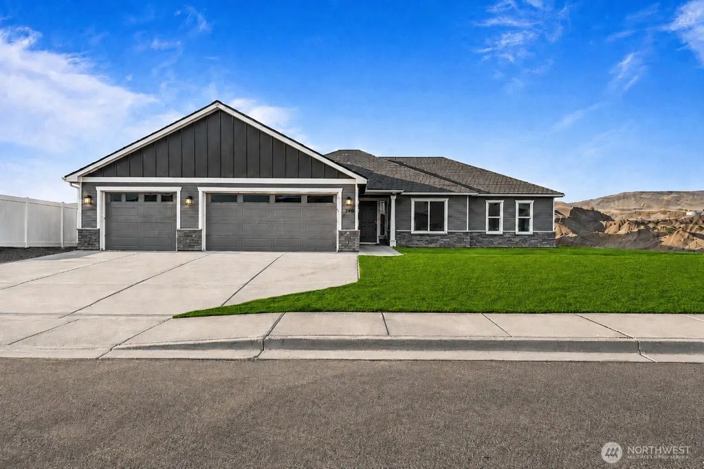 8391 Desert Greens Loop Se, Othello