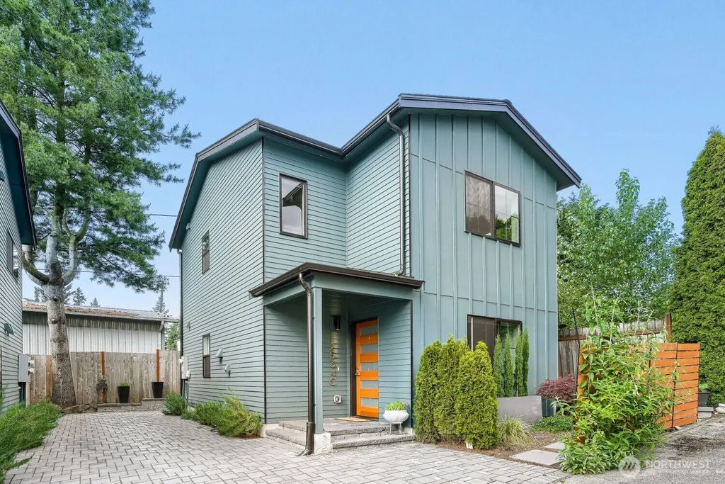 12534 C 5th Avenue Ne, Seattle