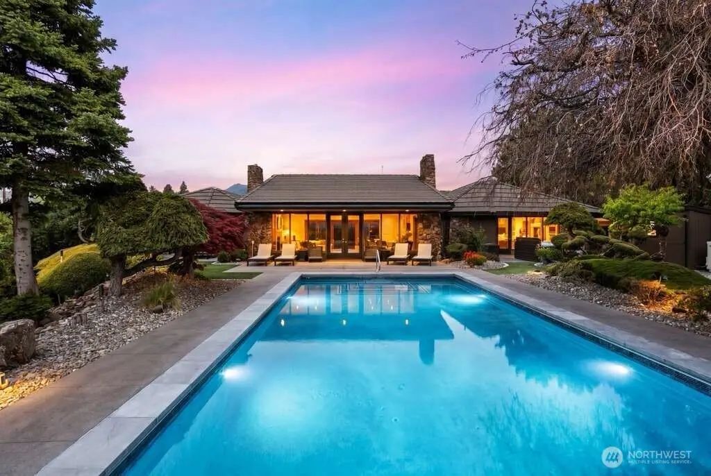 218 Sunnyslope Heights Road, Wenatchee