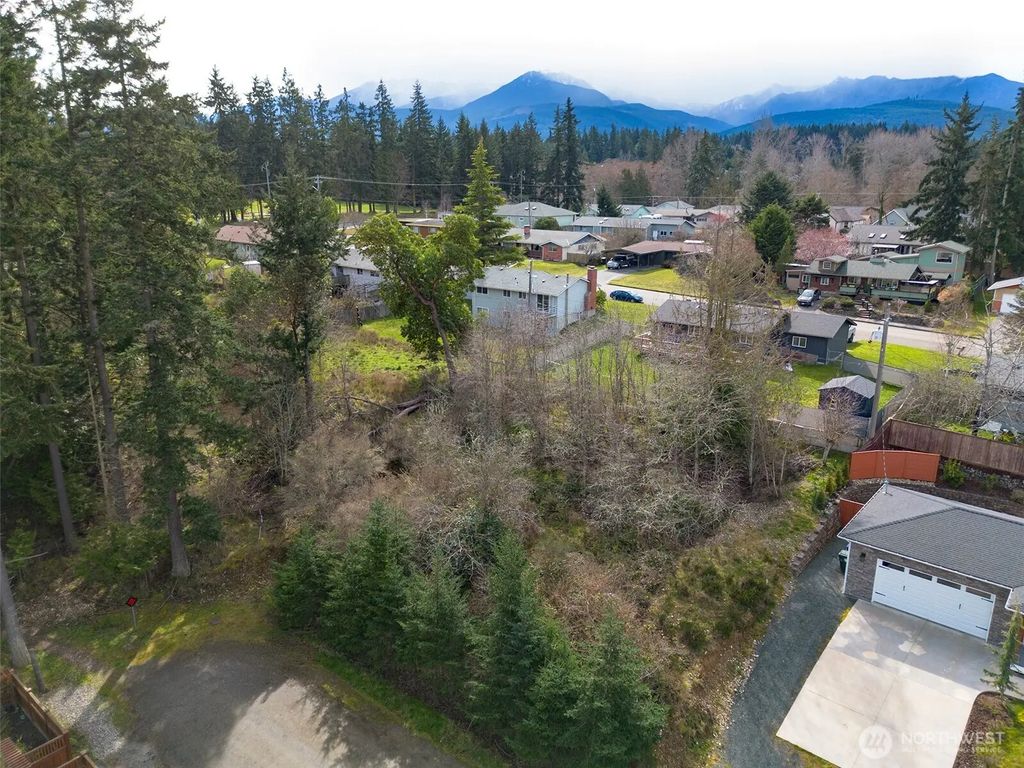 9999 W 8th Street, Port Angeles