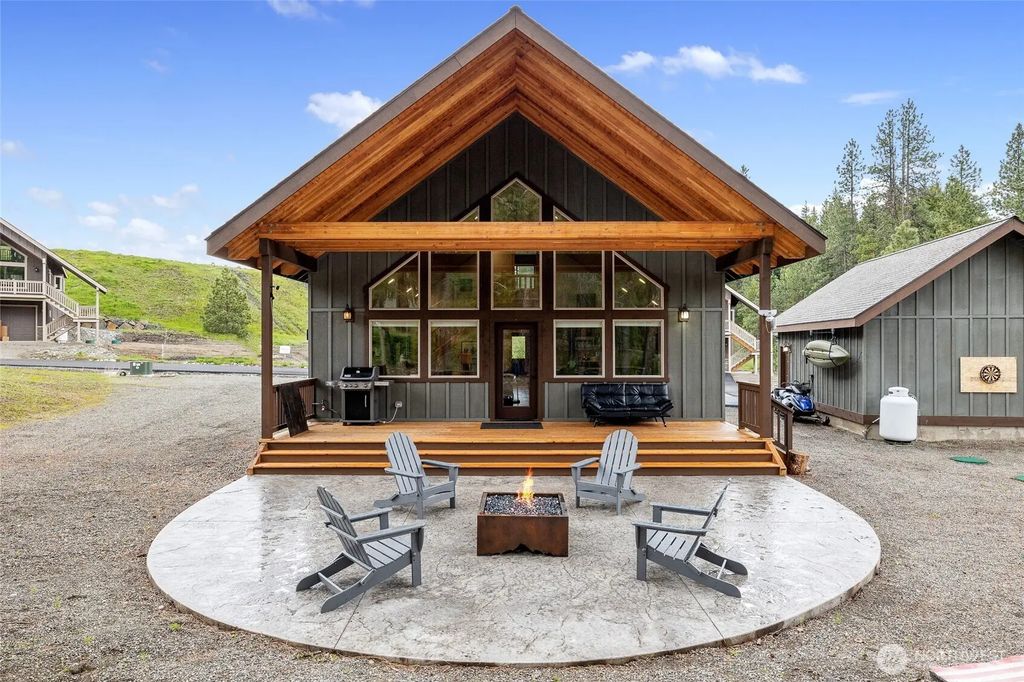 330 Rockberry Loop, Ronald