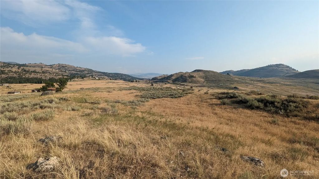 174 Round Up Road, Oroville