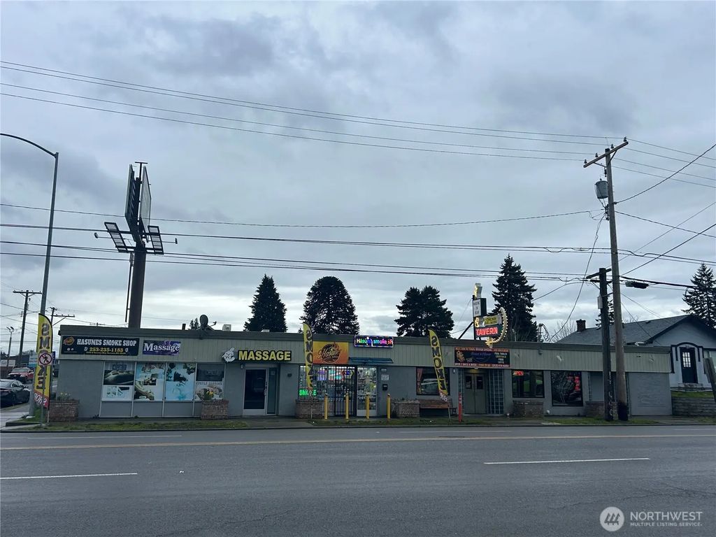 6401 S Tacoma Way, Tacoma