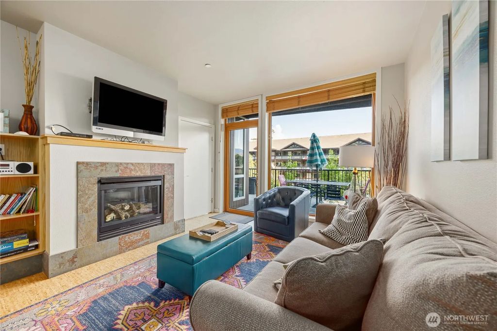 2220 W Woodin Avenue 106, Chelan