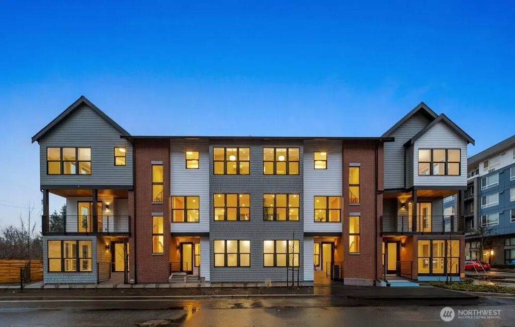 695 Nw Locust St (homesite #9), Issaquah