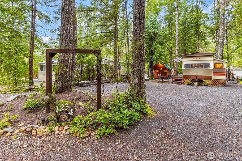 123 4 Drial Loop, Deming
