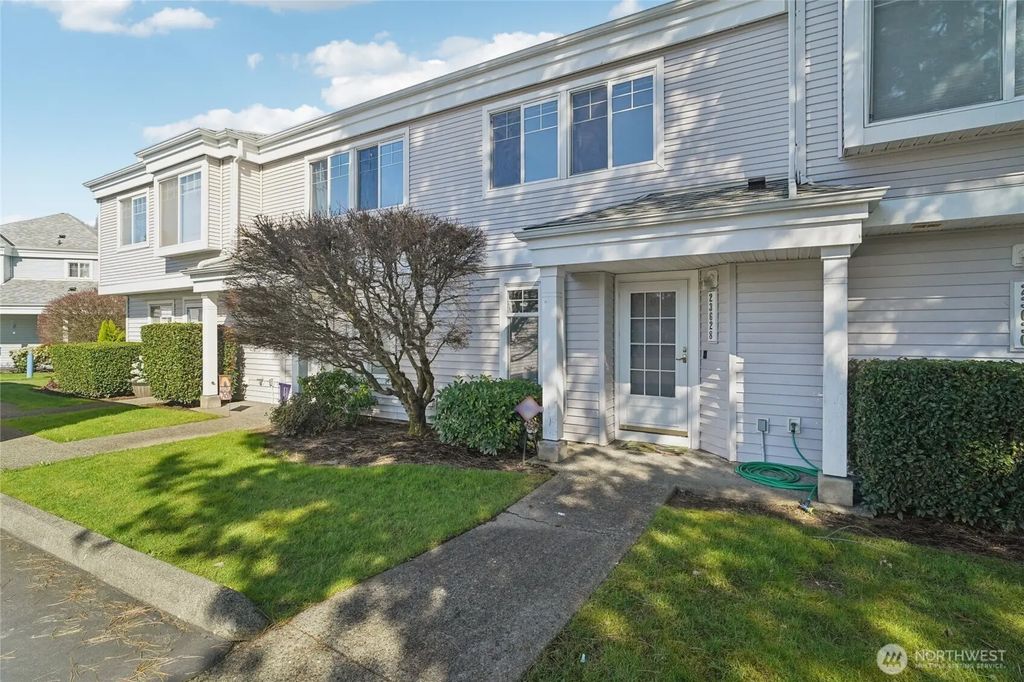 23628 55th Place S 15-3, Kent