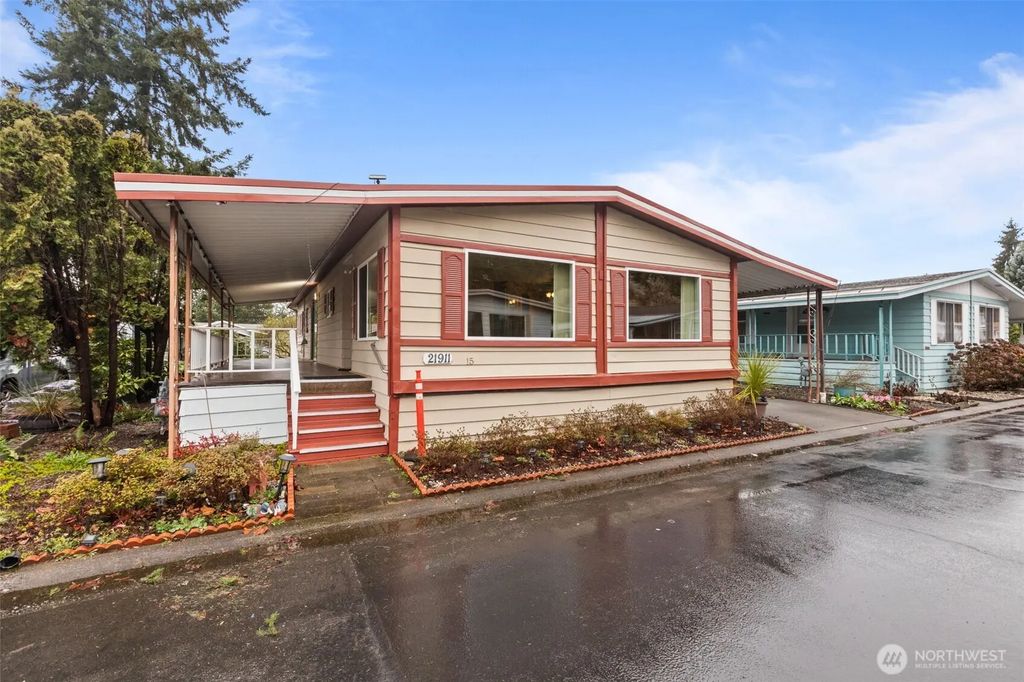 21911 Se 107th Place 15, Kent
