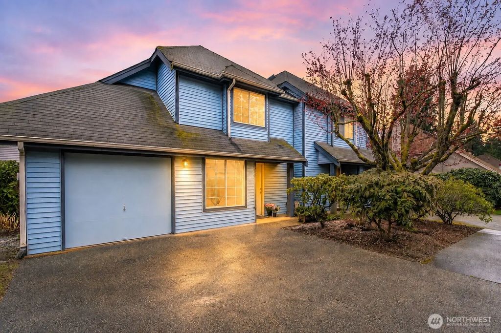 307 S 328th Lane, Federal Way