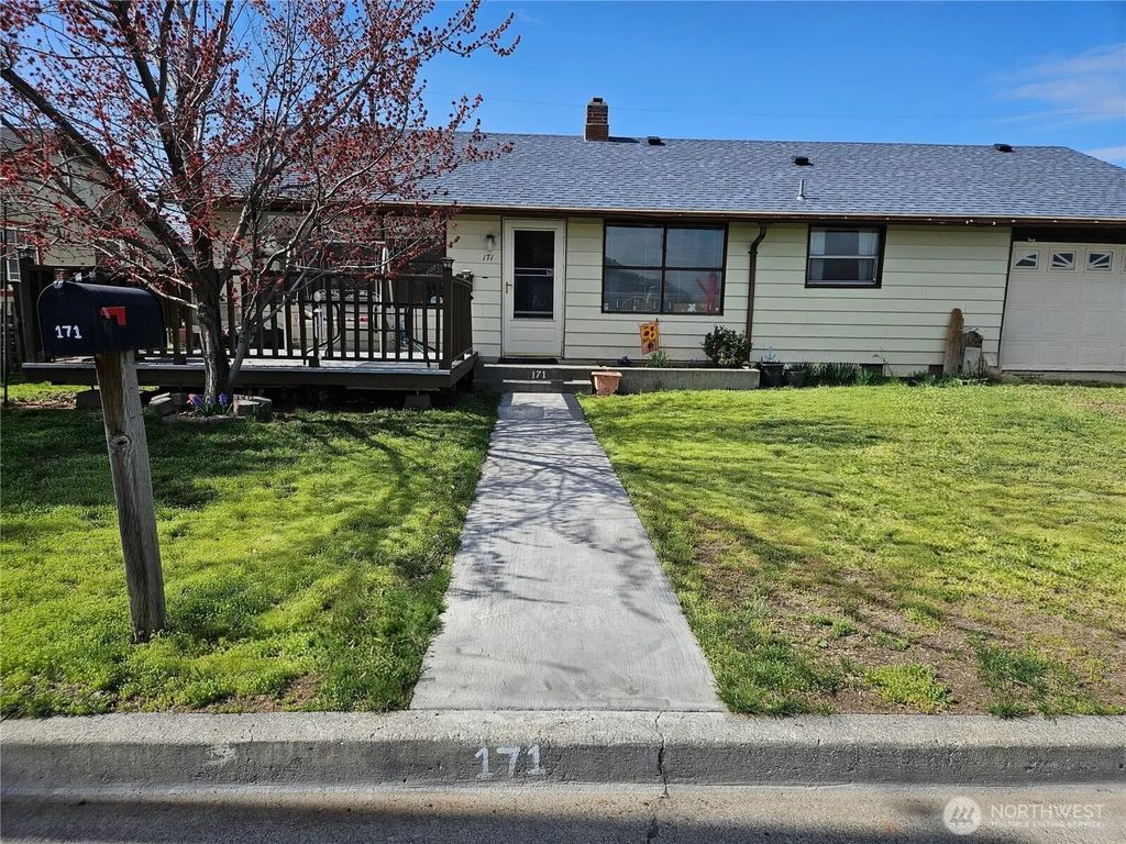 171 Ivy Street Se, Ephrata