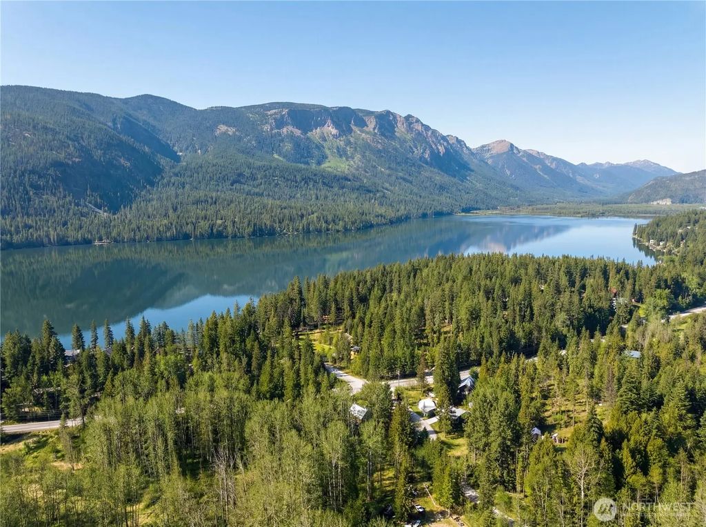 22740 Brown Road, Leavenworth