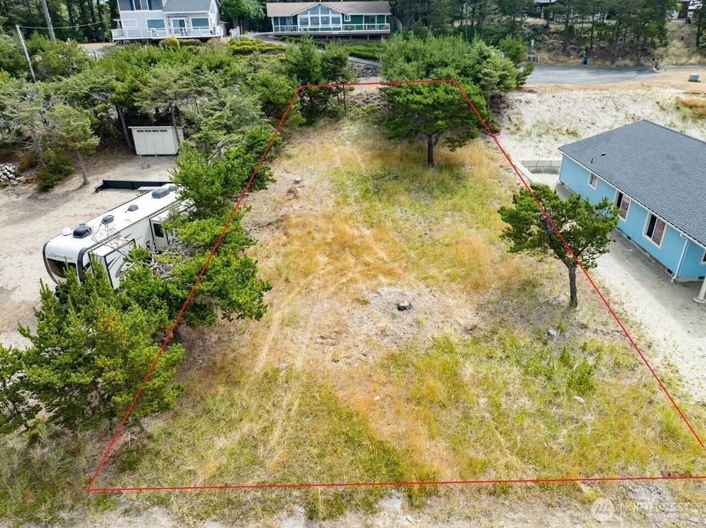 34010 J Pl, Ocean Park