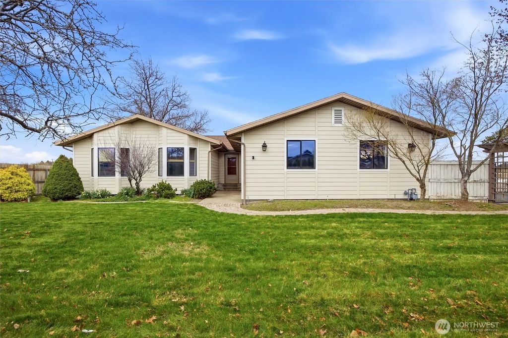 2017 S Washington Street, Kennewick
