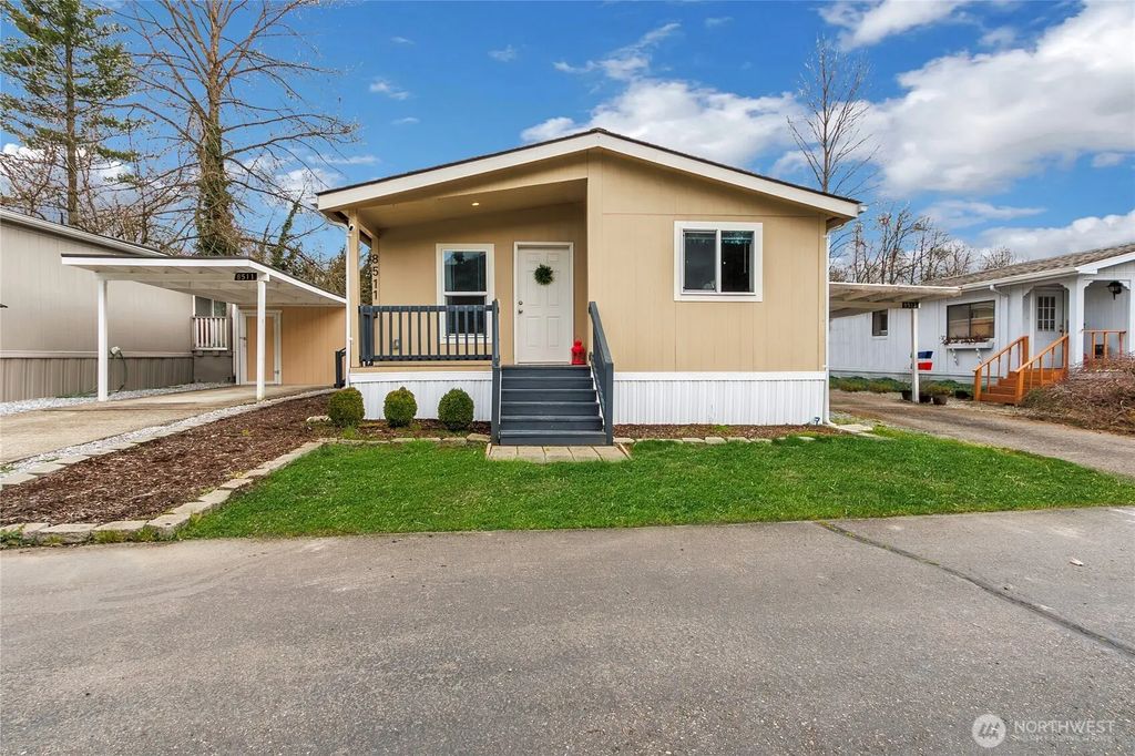 8511 144th Avenue E, Puyallup