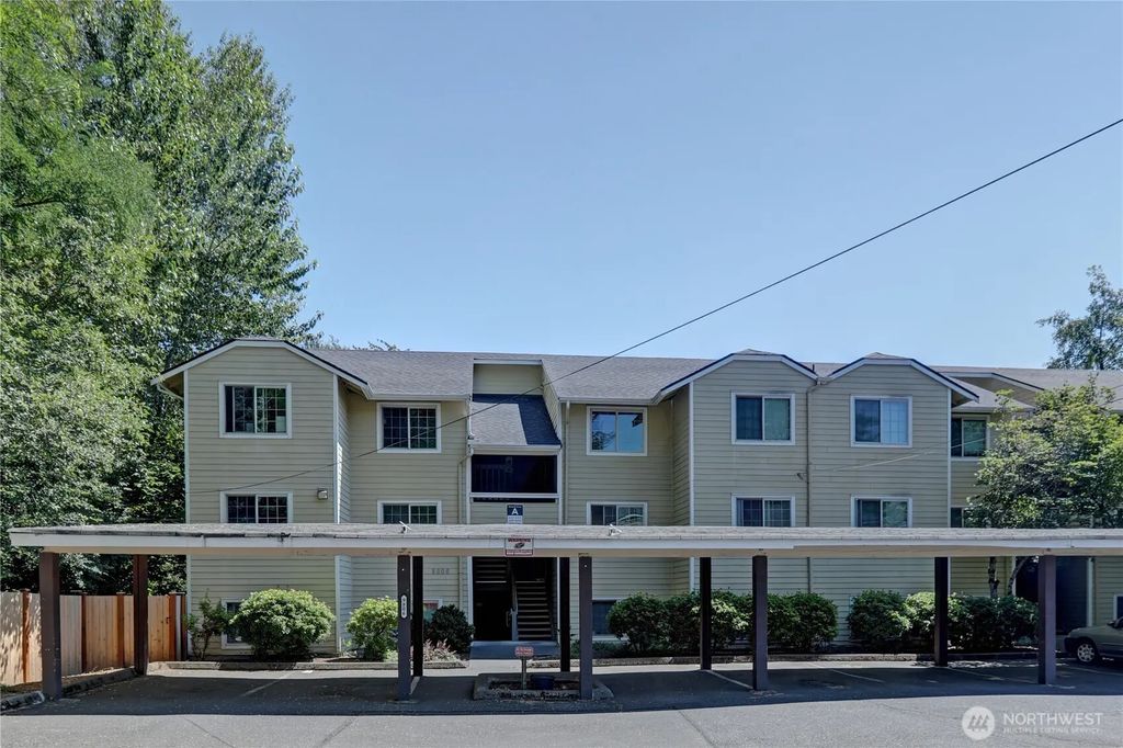 9806 28th Avenue Sw A201, Seattle