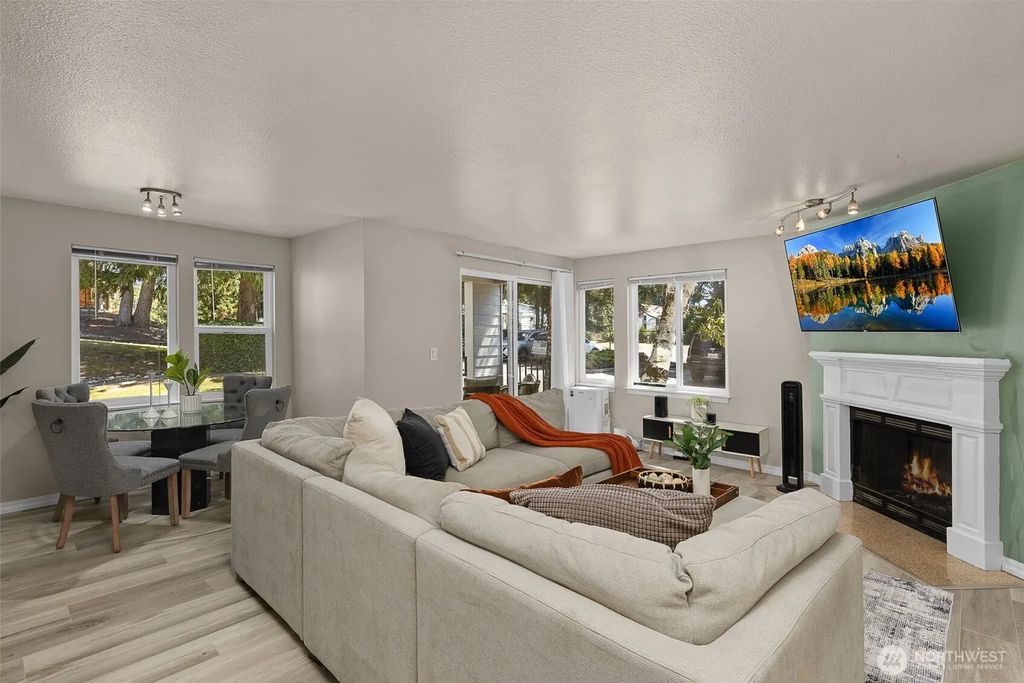 20318 Bothell Everett Hwy A101, Bothell