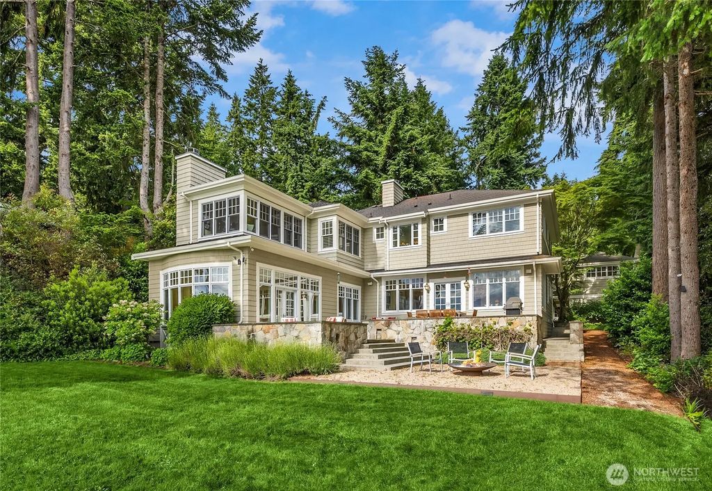 13401 Manzanita Road Ne, Bainbridge Island
