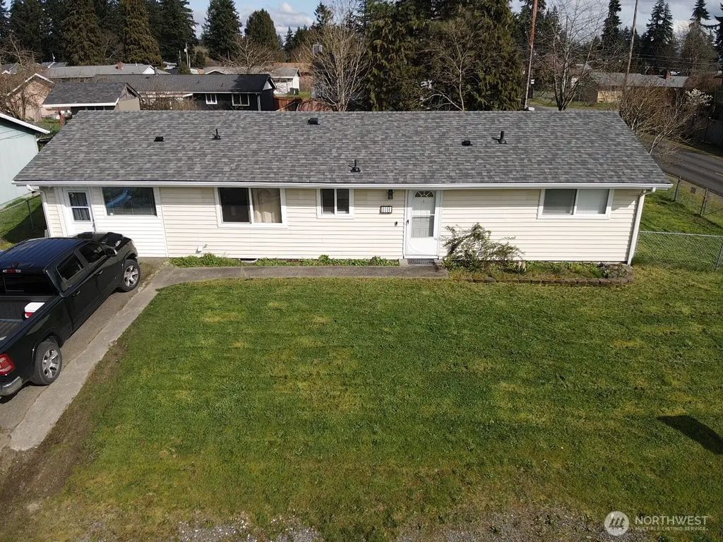 17123 E 6th Avenue Ct, Spanaway