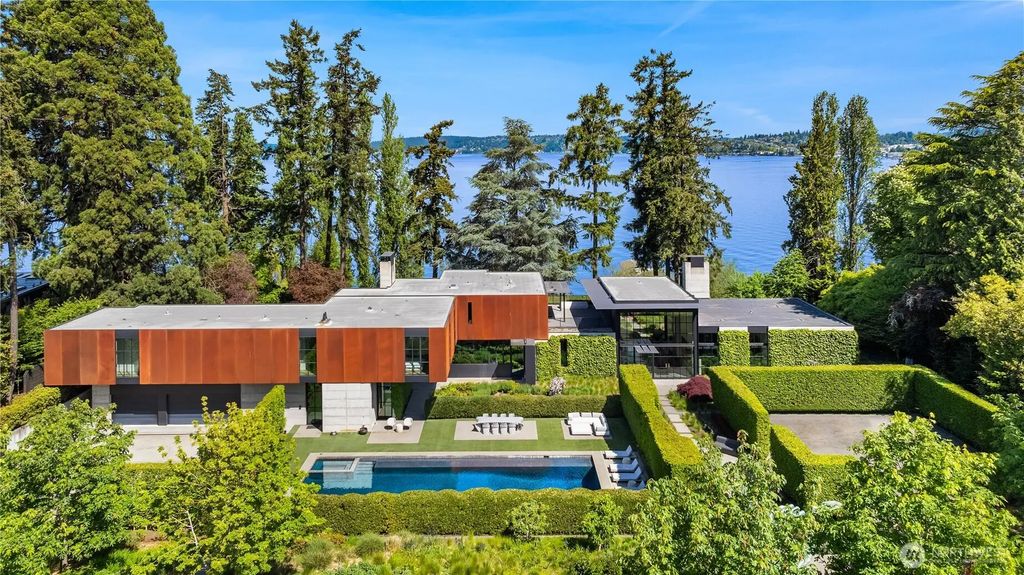 N/A, Bellevue