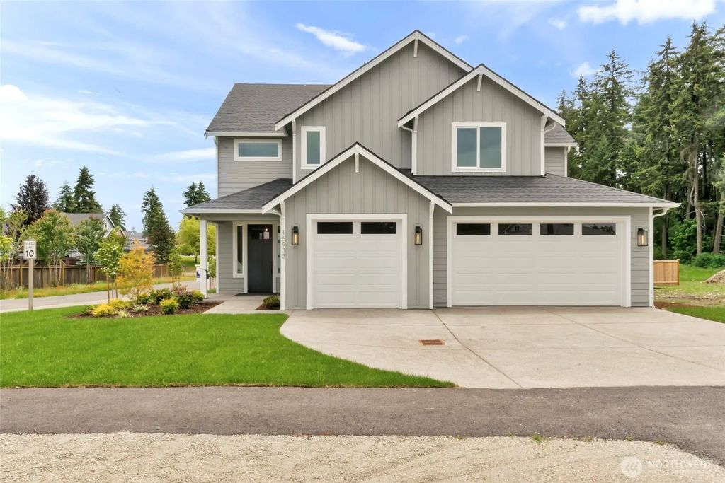 16933 32nd Avenue E, Tacoma