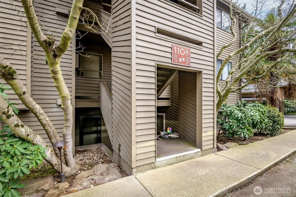 110 Sw 116th Street A13, Seattle