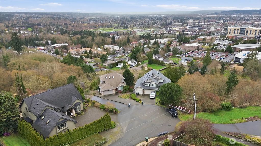 1924 5th Street Se, Puyallup