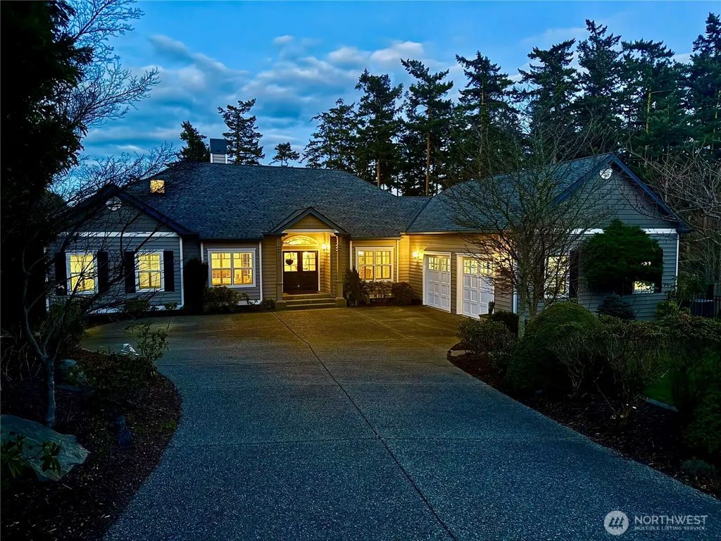 270 Kineth Point Place, Coupeville