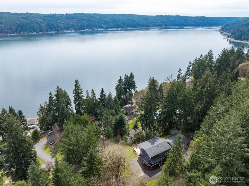 50 Ne Alta Vista Drive, Belfair