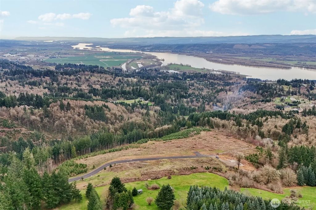 685 Anderson Drive, Kalama