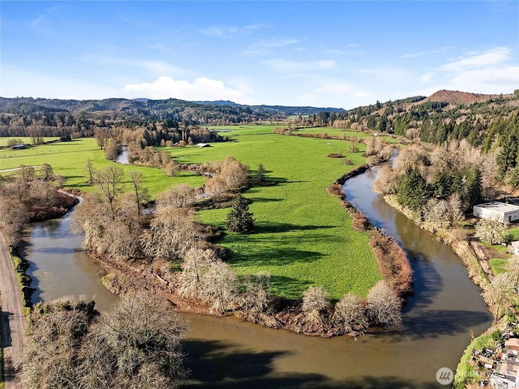 471 Barr Road, Grays River