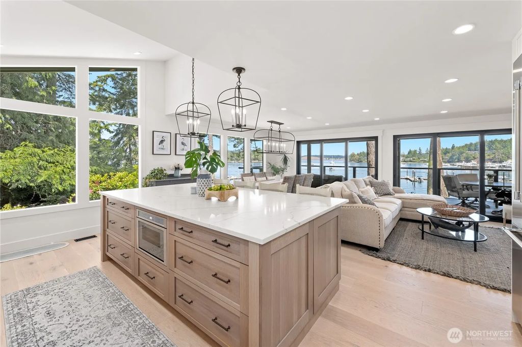 258 Armadale Road 1, Friday Harbor