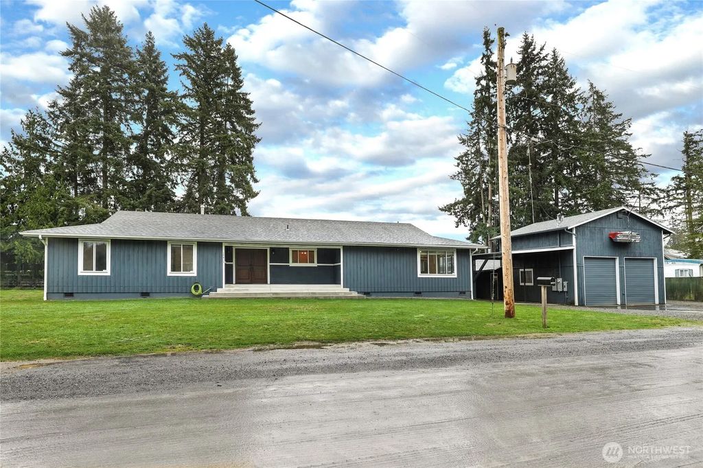 17415 79th Avenue E, Puyallup