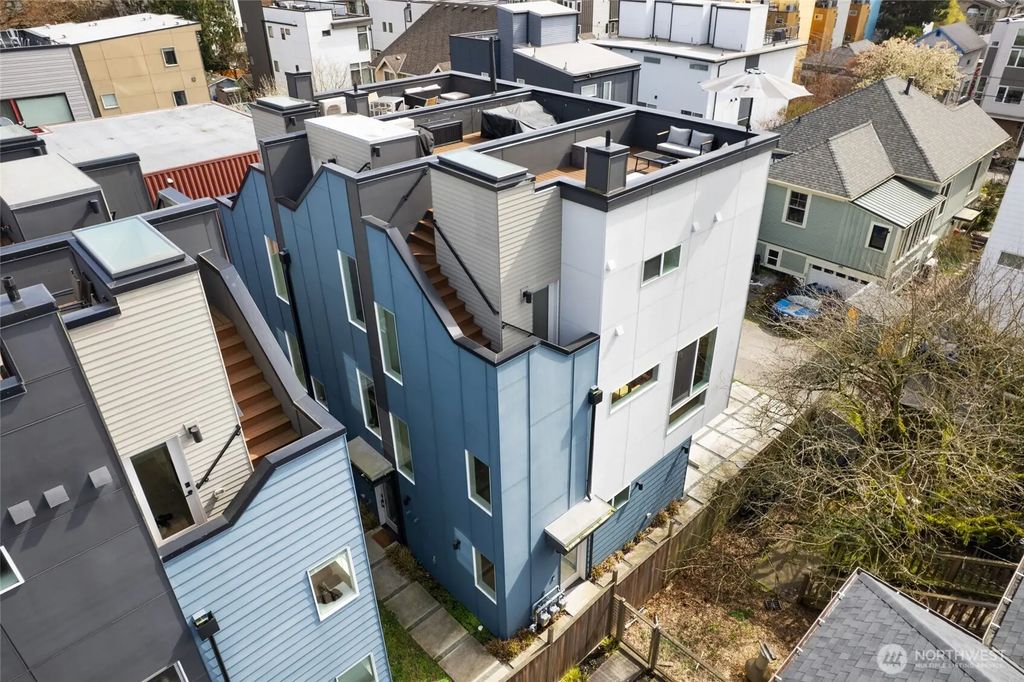 2441 Nw 61st Street C, Seattle